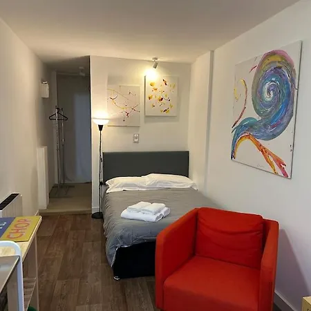 Apartament Garden With Free Parking And Ev *
