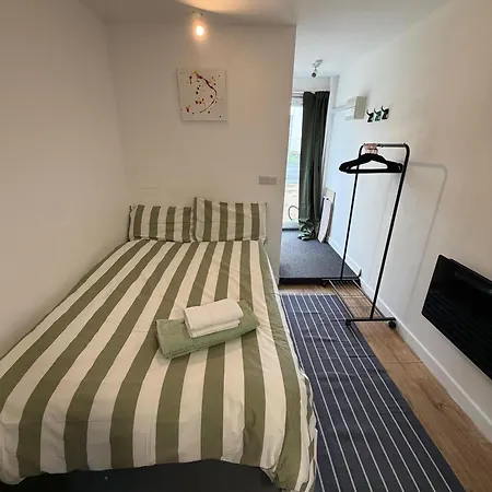 Filton Garden & Parking *